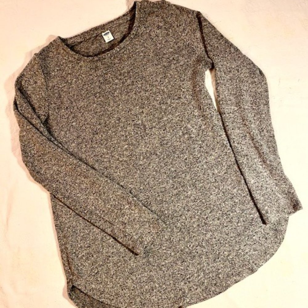 Tunic Style Long Sleeve Top - Size S - Picture 2 of 8